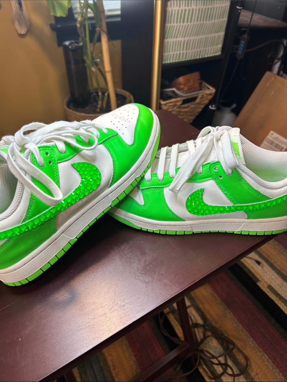 Nike Women’s Dunk Low Green Strike sneakers